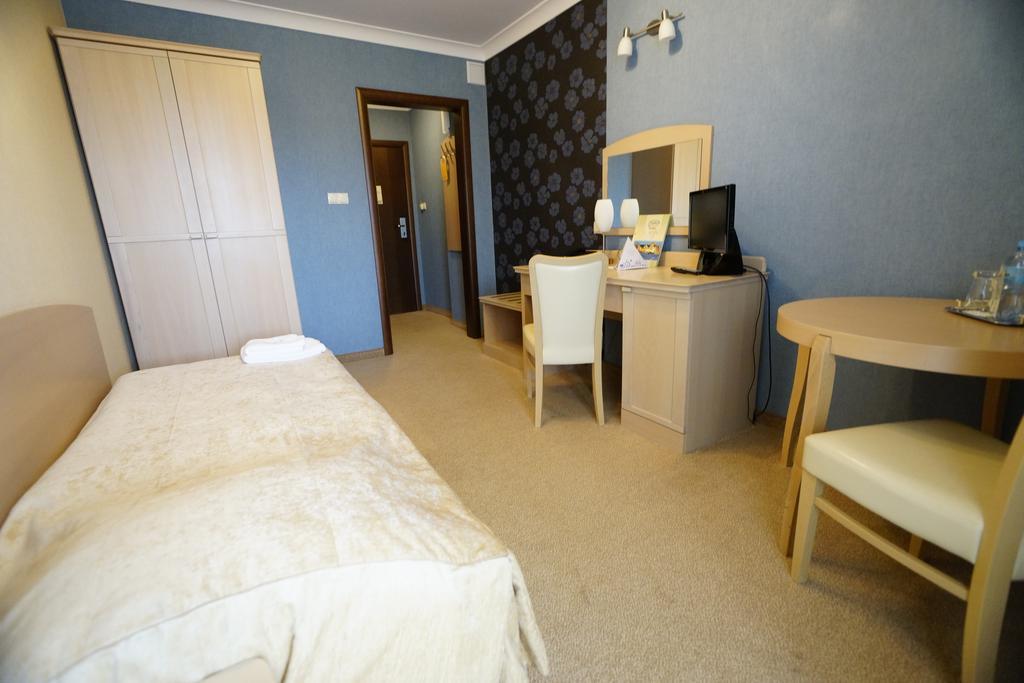 Hotel Fajkier Kroczyce Exteriör bild