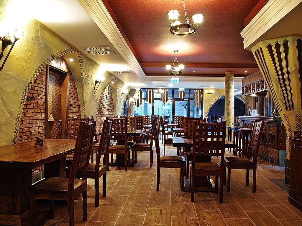Hotel Fajkier Kroczyce Exteriör bild